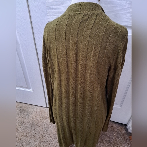 Hampshire Studio Olive Green Open Front Cardigan - Picture 3 of 10